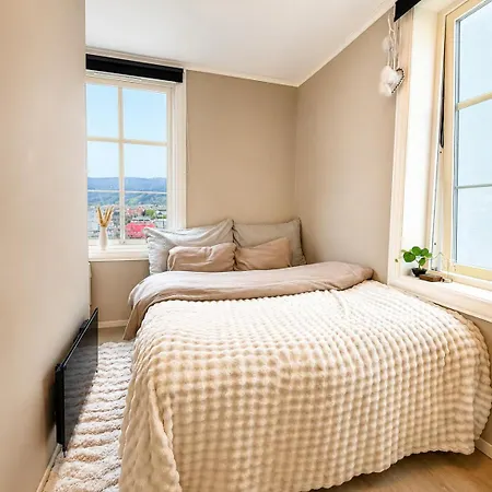 Bright Nordic With Sea & Mountain Views Διαμέρισμα *