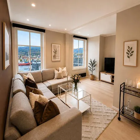 Bright Nordic With Sea & Mountain Views * Μπέργκεν